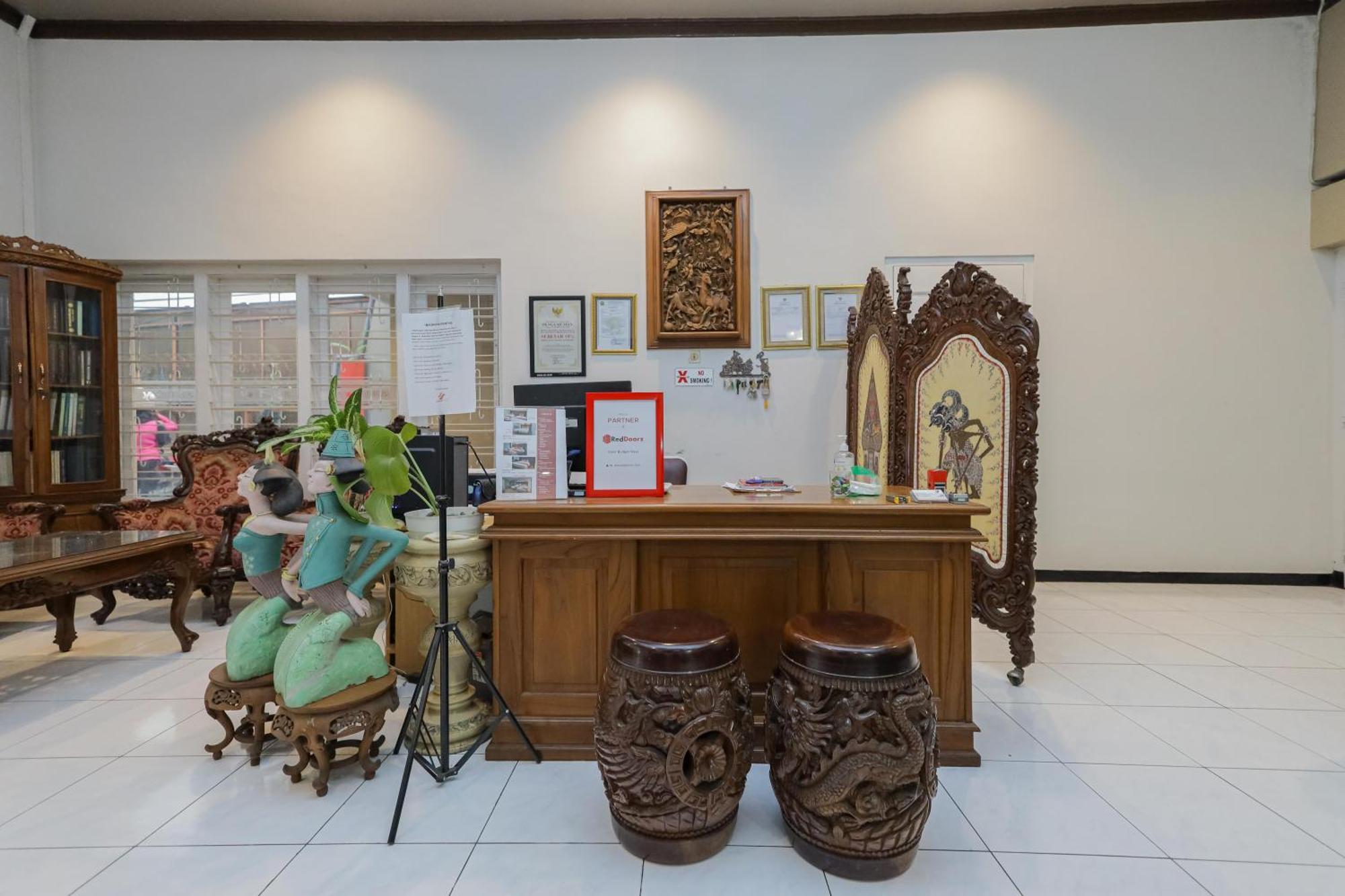 Reddoorz Plus At Swun Stay Raya Langsep Μαλάνγκ Εξωτερικό φωτογραφία