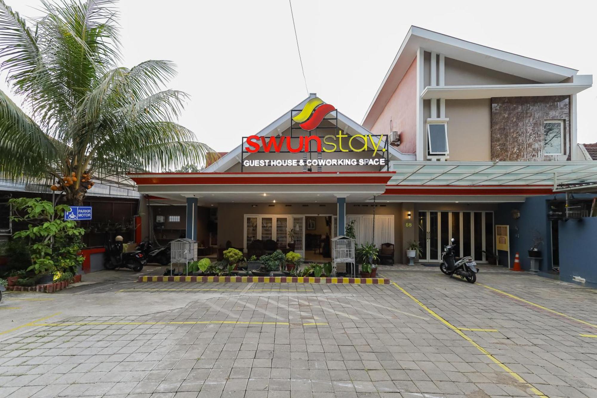 Reddoorz Plus At Swun Stay Raya Langsep Μαλάνγκ Εξωτερικό φωτογραφία