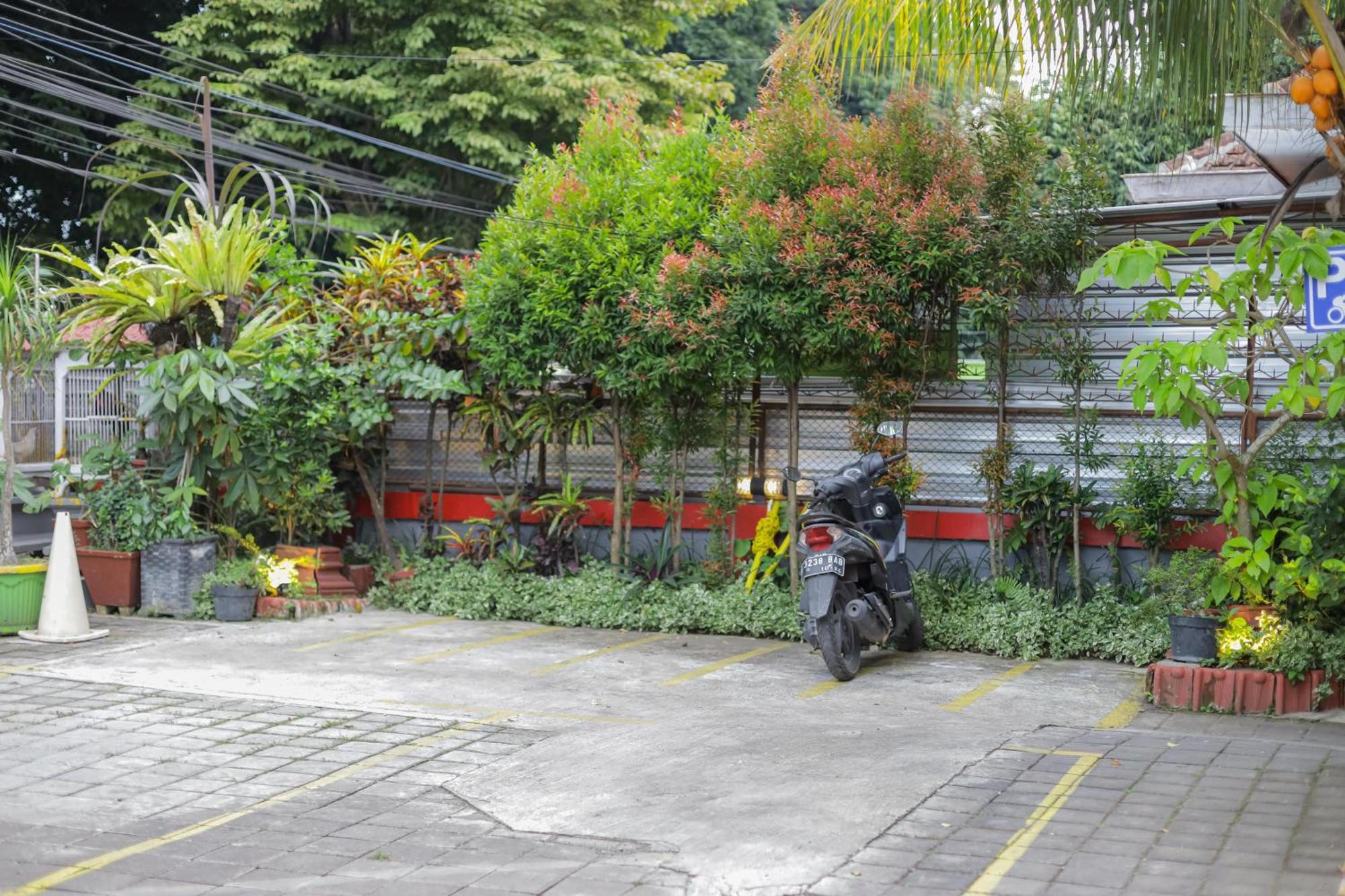 Reddoorz Plus At Swun Stay Raya Langsep Μαλάνγκ Εξωτερικό φωτογραφία
