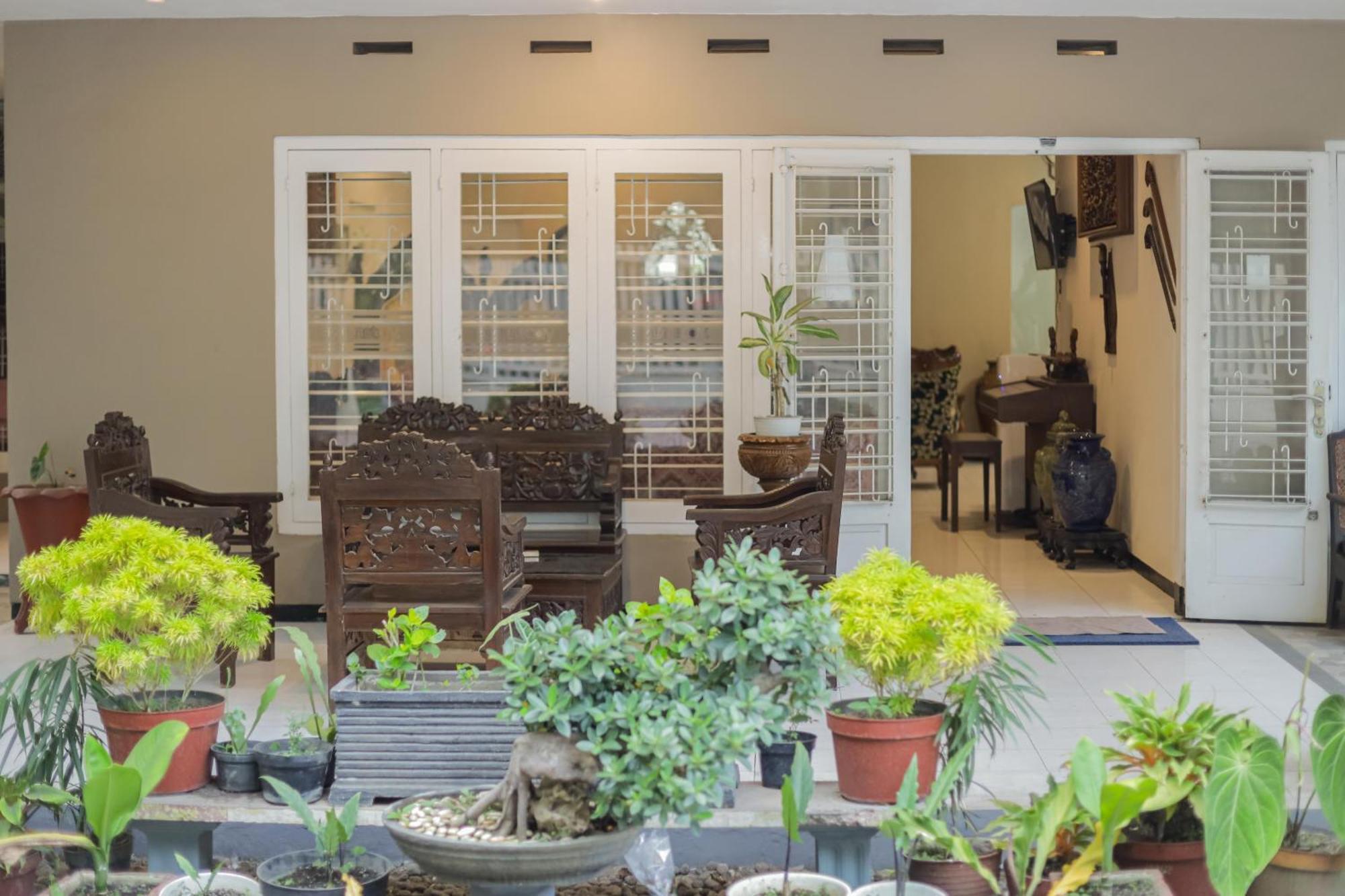 Reddoorz Plus At Swun Stay Raya Langsep Μαλάνγκ Εξωτερικό φωτογραφία