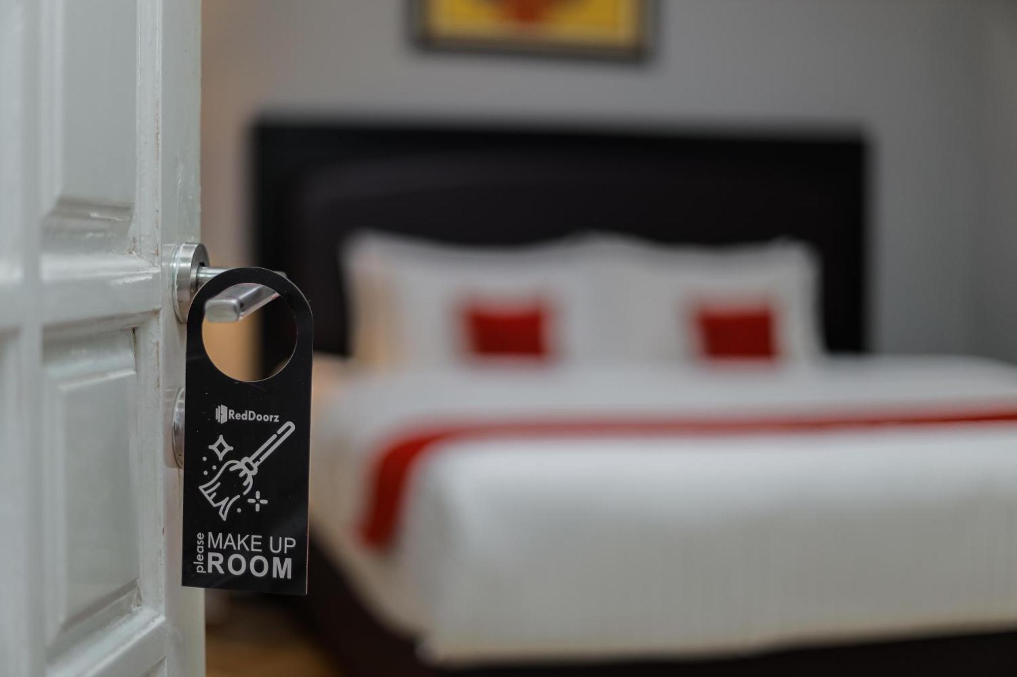 Reddoorz Plus At Swun Stay Raya Langsep Μαλάνγκ Εξωτερικό φωτογραφία