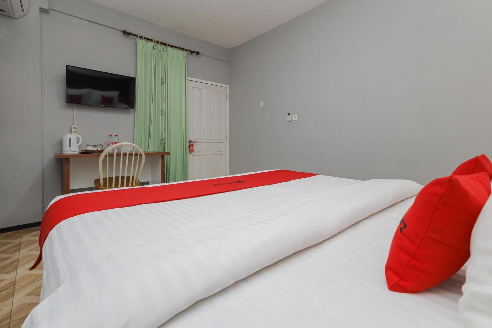 Reddoorz Plus At Swun Stay Raya Langsep Μαλάνγκ Εξωτερικό φωτογραφία
