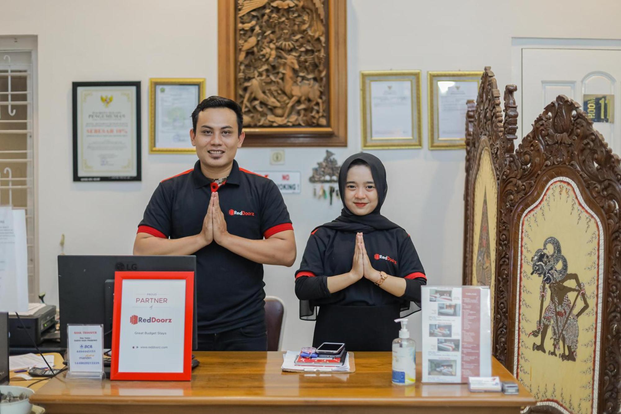 Reddoorz Plus At Swun Stay Raya Langsep Μαλάνγκ Εξωτερικό φωτογραφία