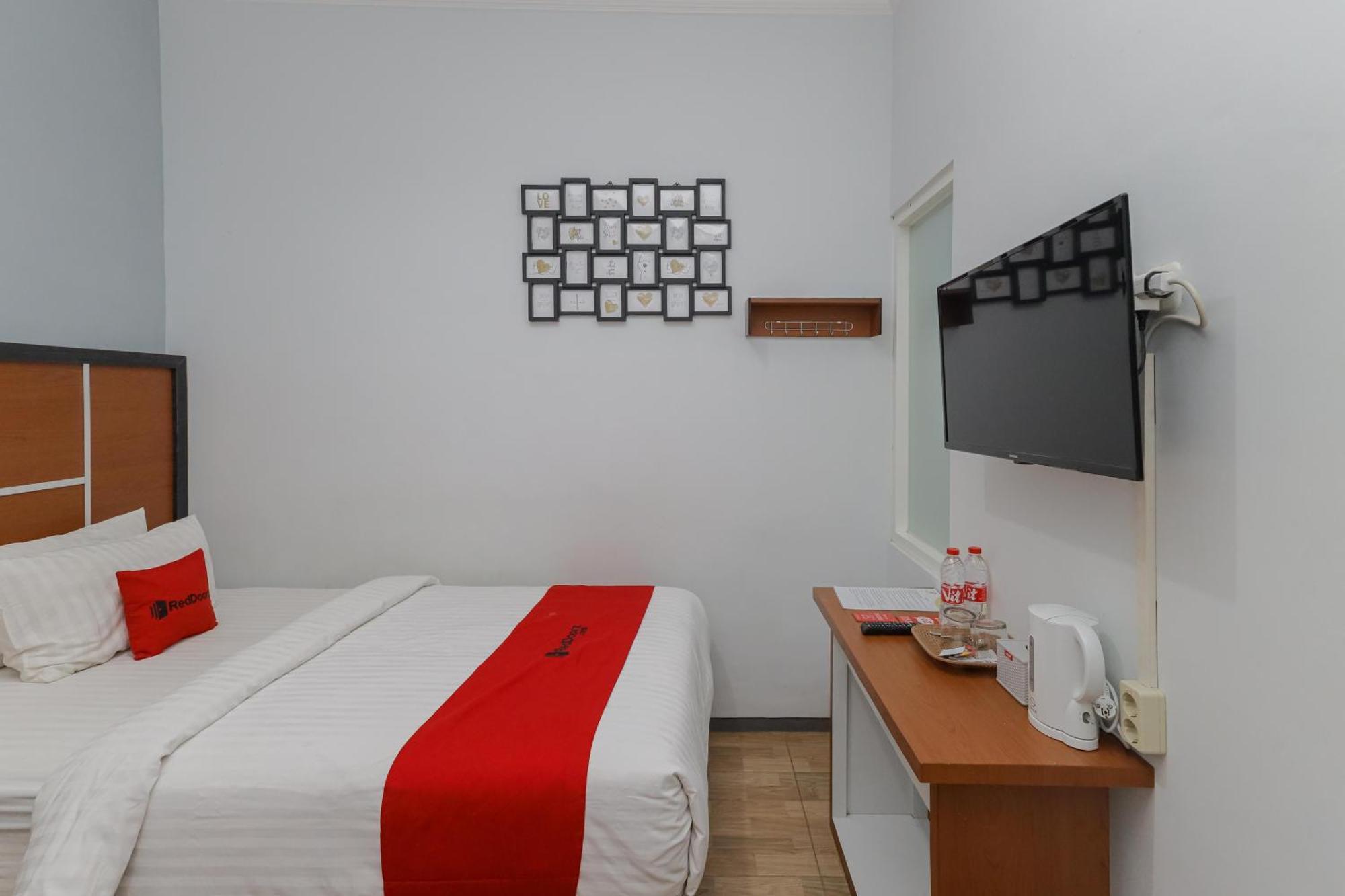 Reddoorz Plus At Swun Stay Raya Langsep Μαλάνγκ Εξωτερικό φωτογραφία